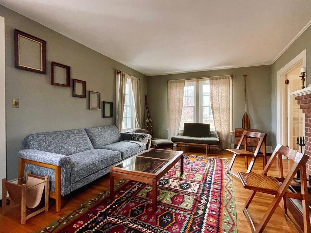 Charming Farmhouse in Chester Pet Policy