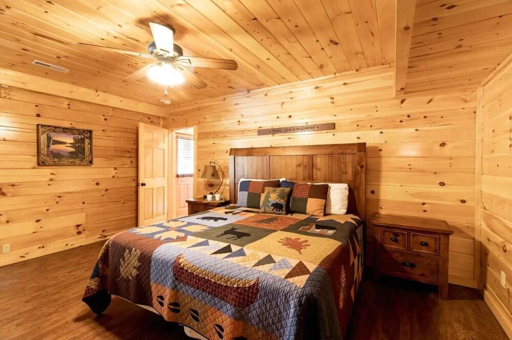 5/4 Pigeon Cabin with Heated Indoor Pool Pet Policy