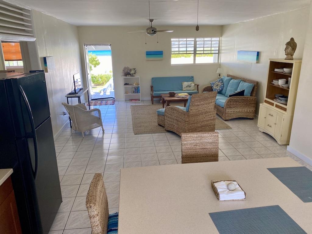 Pet Friendly 2BR with Full Kitchen & Ocean View