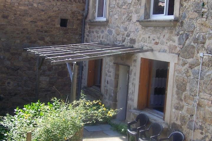 Pet Friendly Holiday Stone House 8km from St Félicien