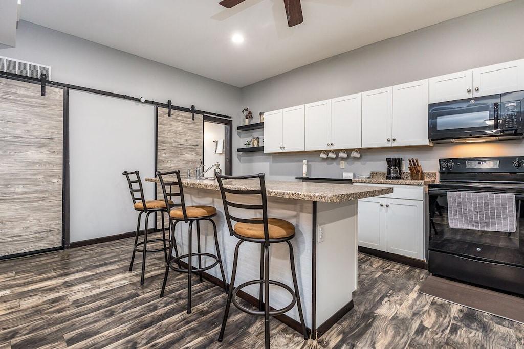 Cozy 2Bedroom Dubuque House Pet Policy