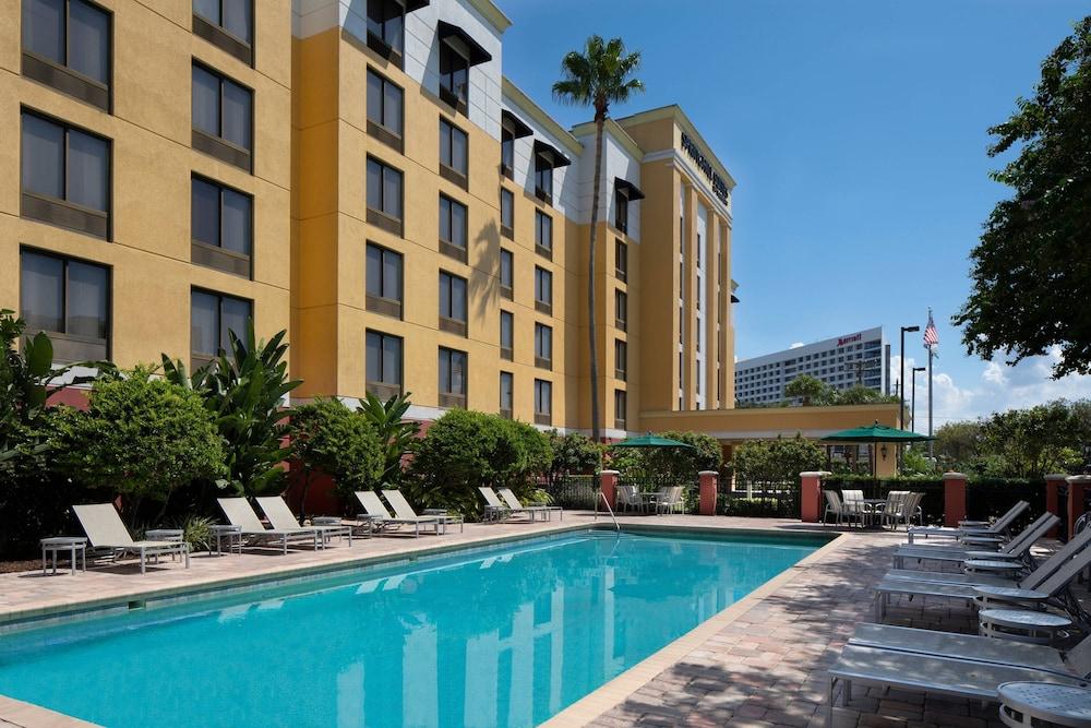 Pet Friendly SpringHill Suites by Marriott Tampa Westshore Airport