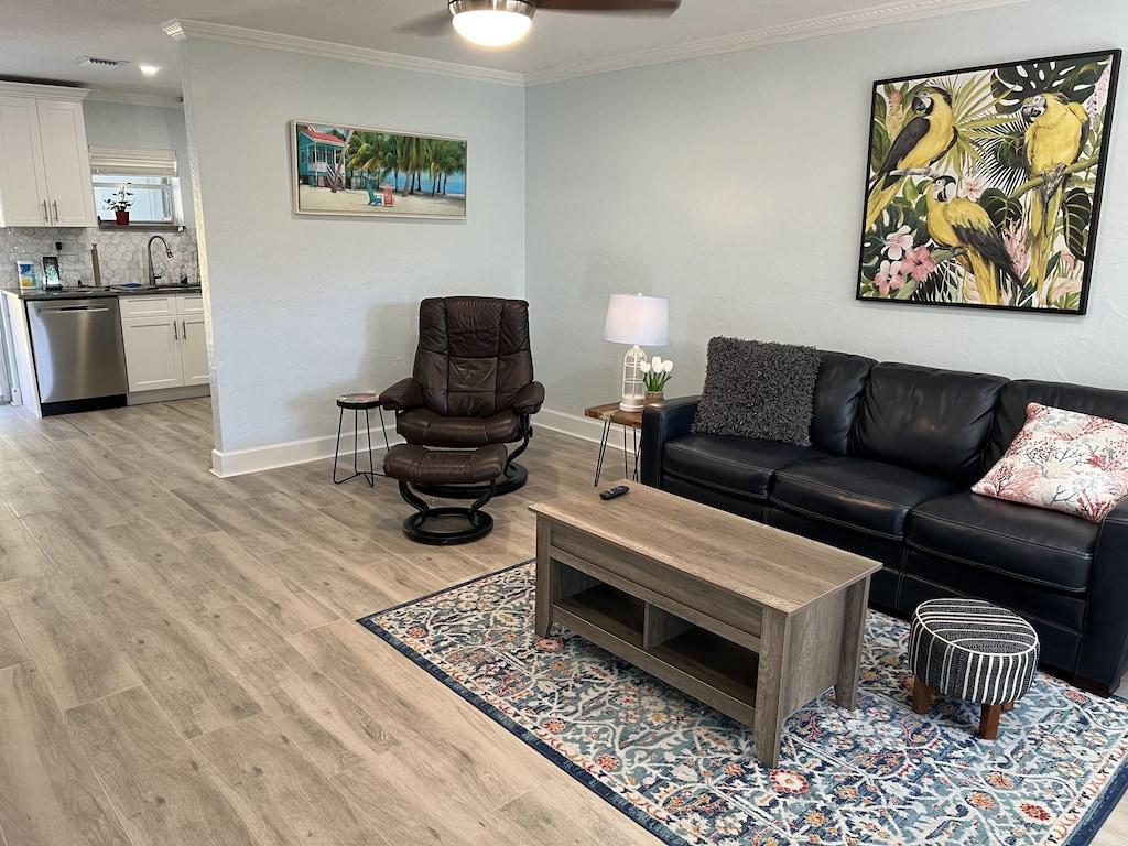 Downtown Naples Oasis Pet Policy