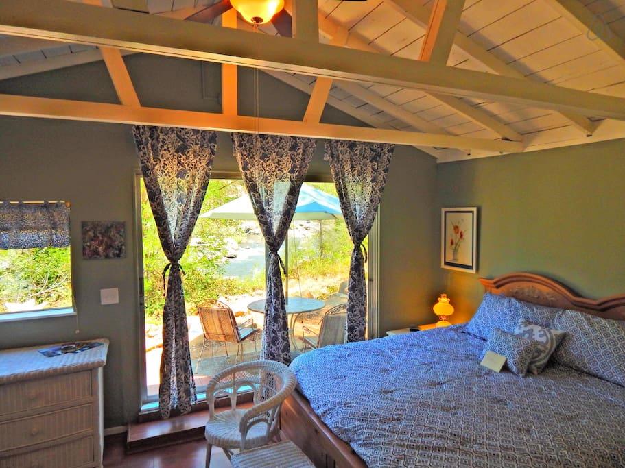 Coloma Airbnb Rentals Pet Policy