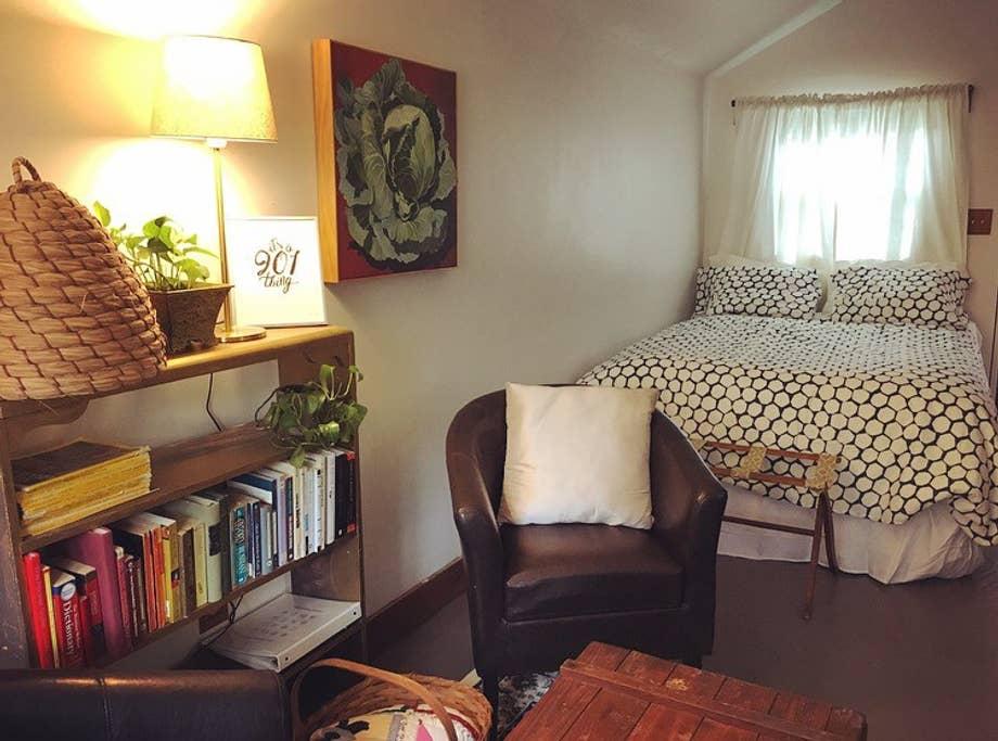 Somerville Airbnb Rentals Pet Policy