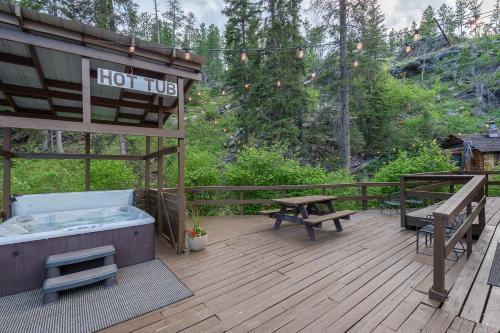 Pet Friendly Harney Camp Cabins