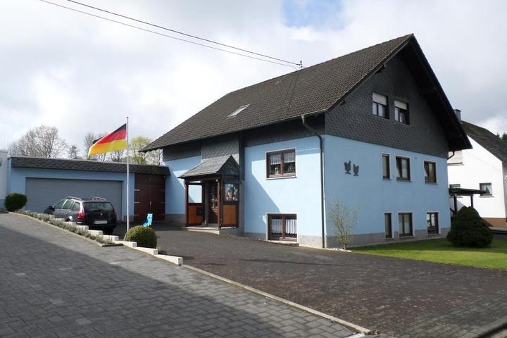 Pet Friendly 2BR Dreisbach Holiday Apartment