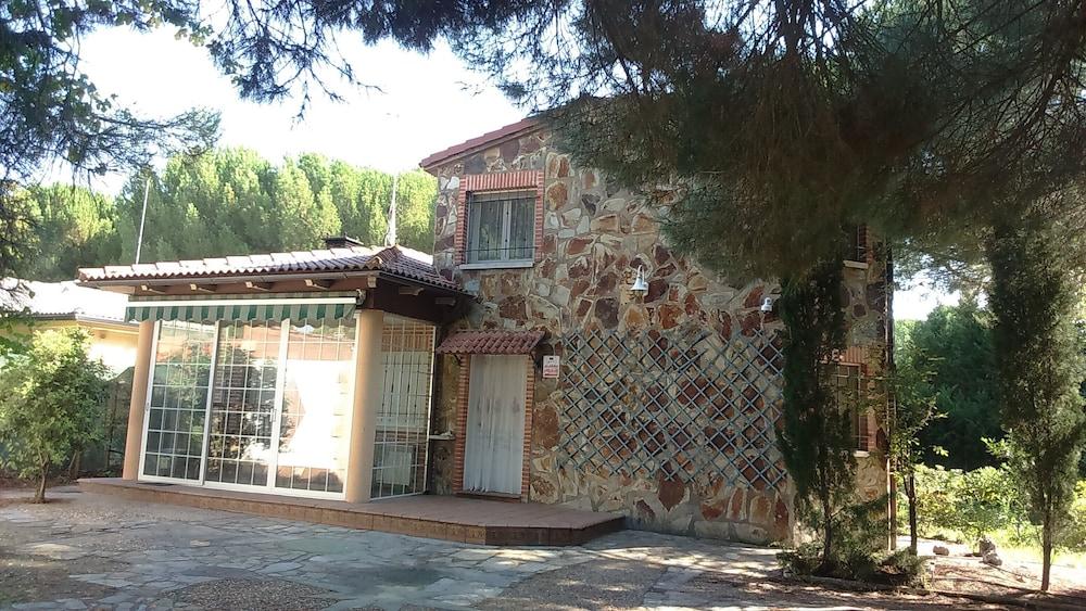 Pet Friendly Casa Rural Los Olivos