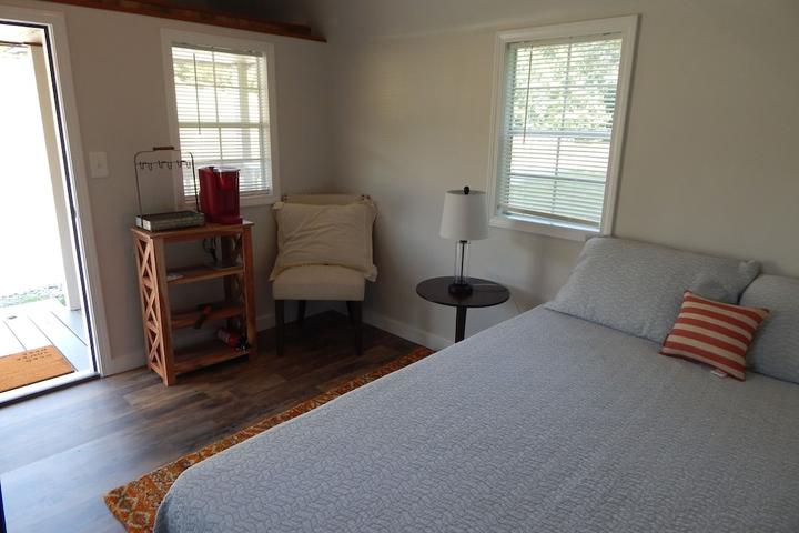 Pet Friendly One Room Cabins with Common Bathhouse