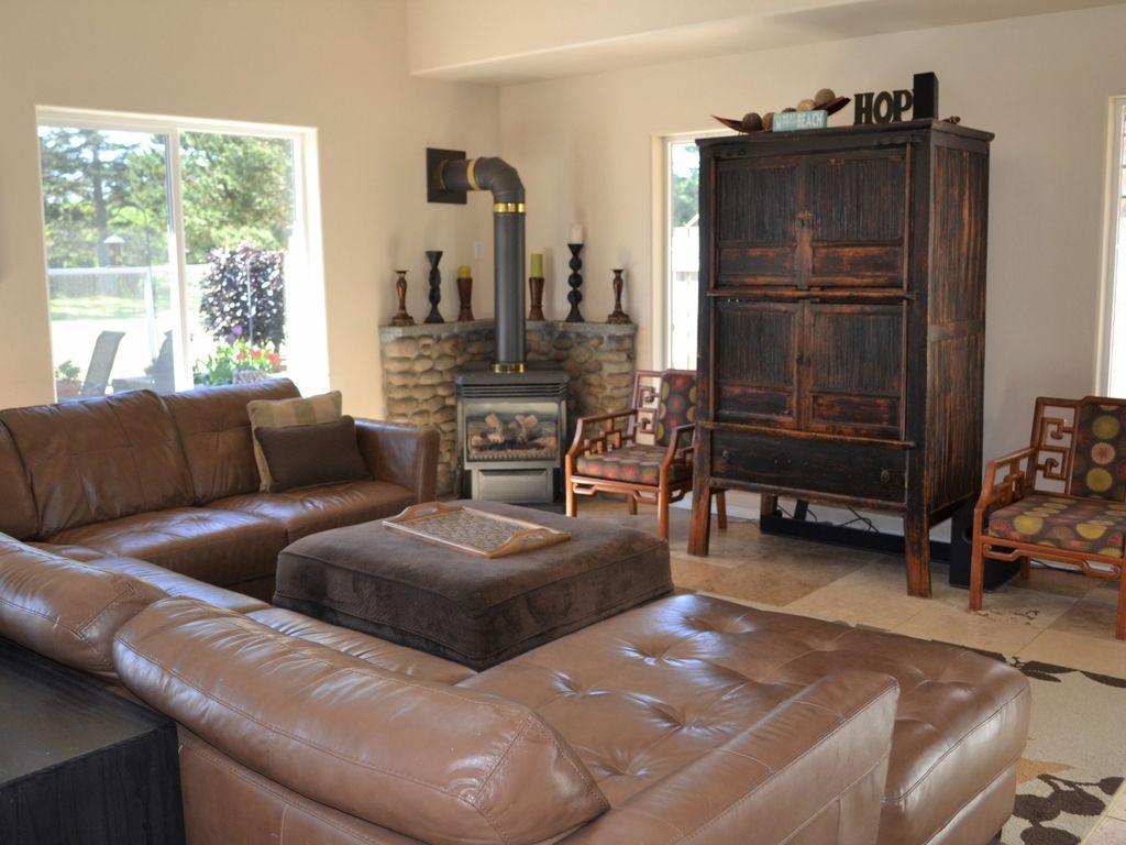 2339 S Edgewood Pet Policy