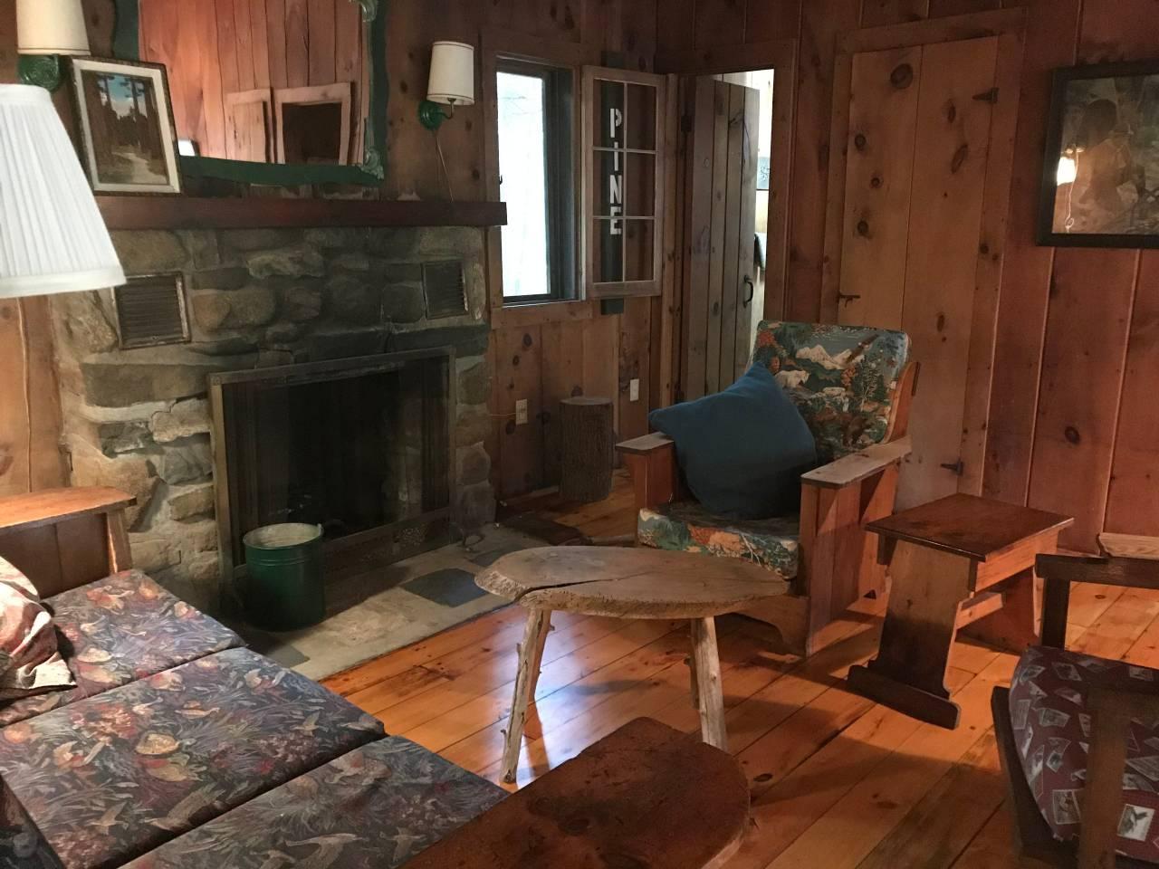 Pet Friendly Hotels In Bolton Ny Bringfido