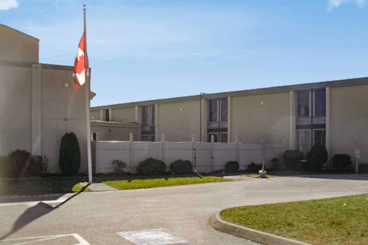 Pet Friendly Hotels In Bangor Me Bringfido