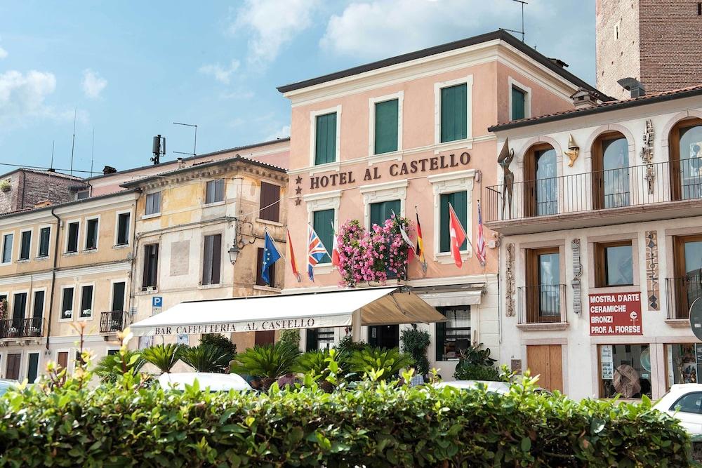 Pet Friendly Hotel Al Castello
