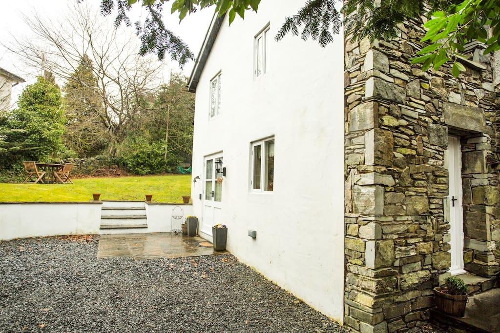 Pet Friendly Bowness on Windermere Airbnb Rentals
