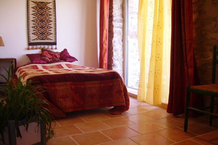 Pet Friendly Cottage on the Cevennes Foothills with Views