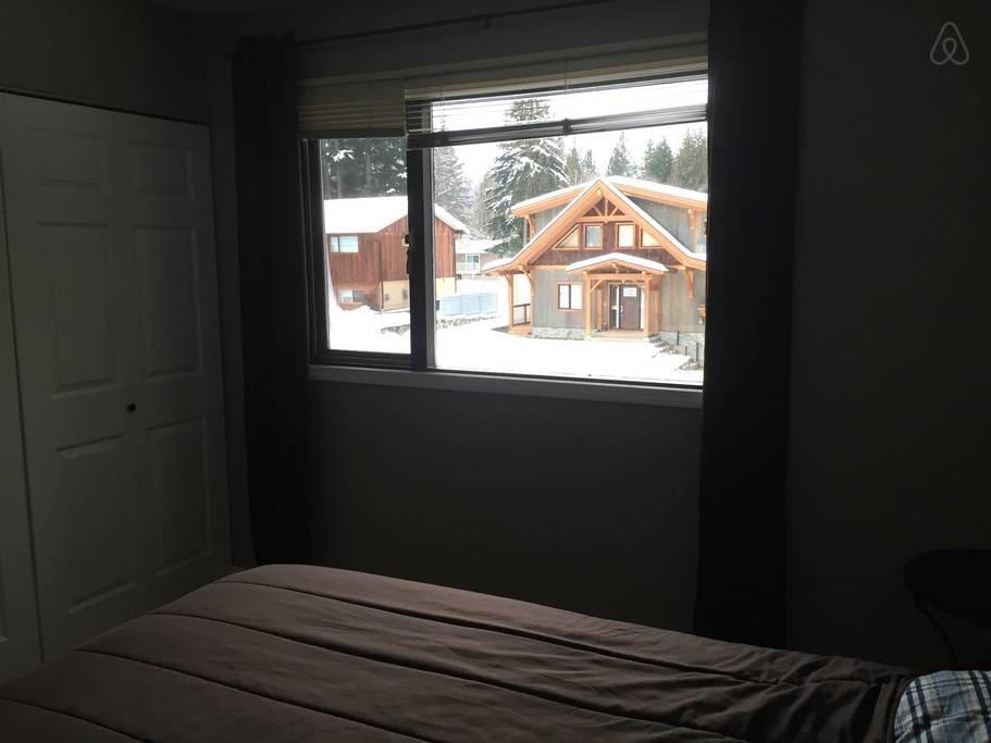 Revelstoke Airbnb Rentals Pet Policy
