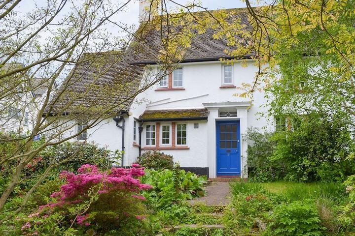 Pet Friendly 3BR Accommodation in Budleigh Salterton