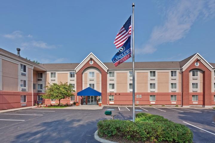 Pet Friendly Candlewood Suites East Syracuse - Carrier Circle an IHG Hotel