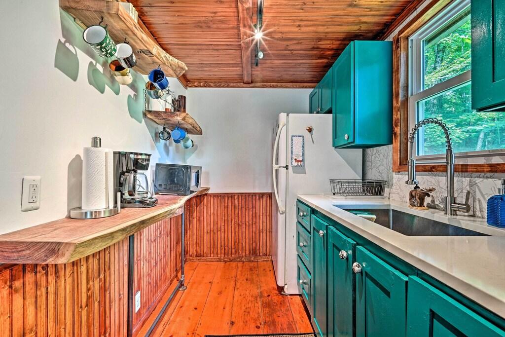 Cozy Treetop Hideaway Near Harriman Reservoir Pet Policy