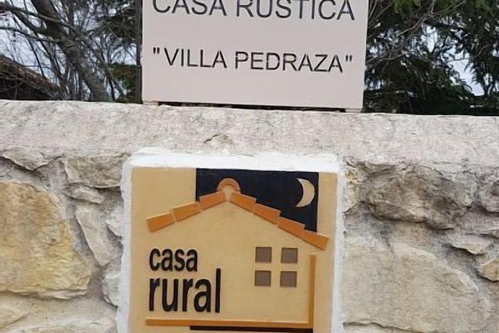 Pet Friendly Villa Pedraza