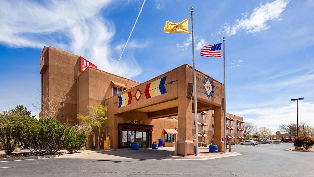 Pet Friendly Inn at Santa Fe, Surestay Collection by Best Western