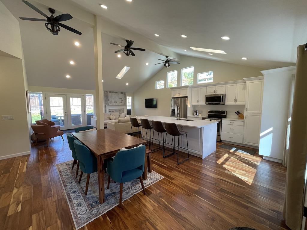 Modern Big Cottonwood 3 Bed Ski Home Pet Policy