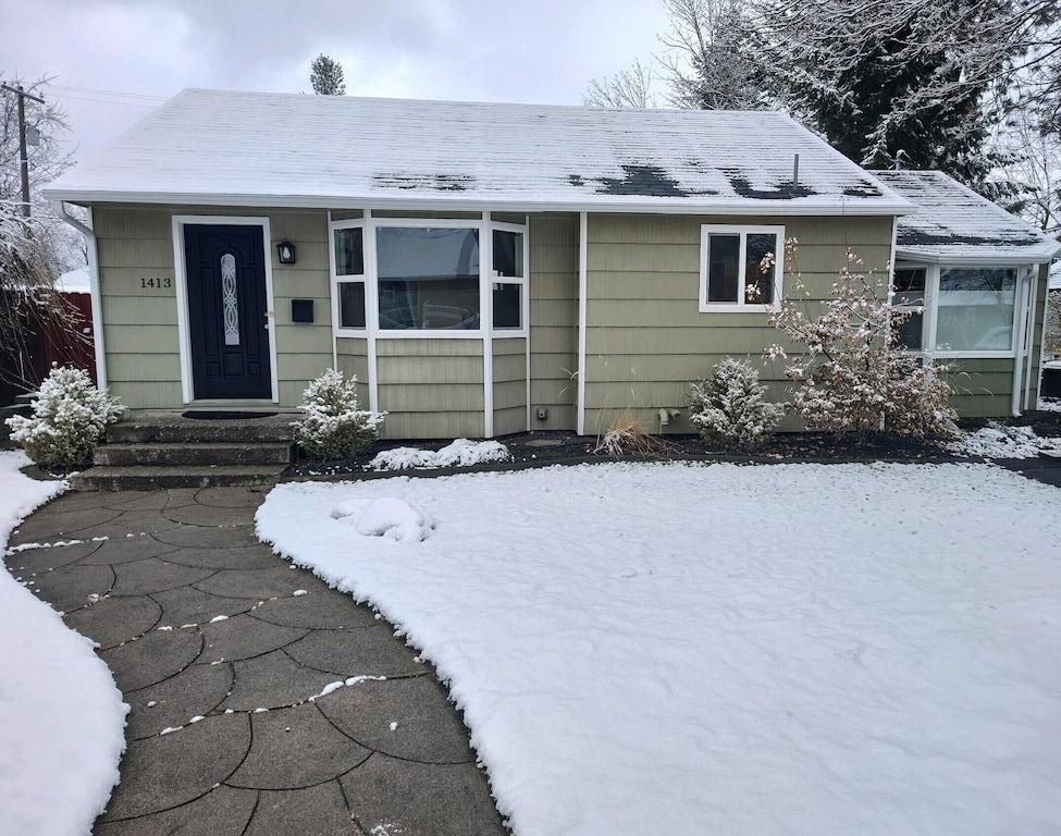 Downtown Sanders Beach Bungalow Pet Policy