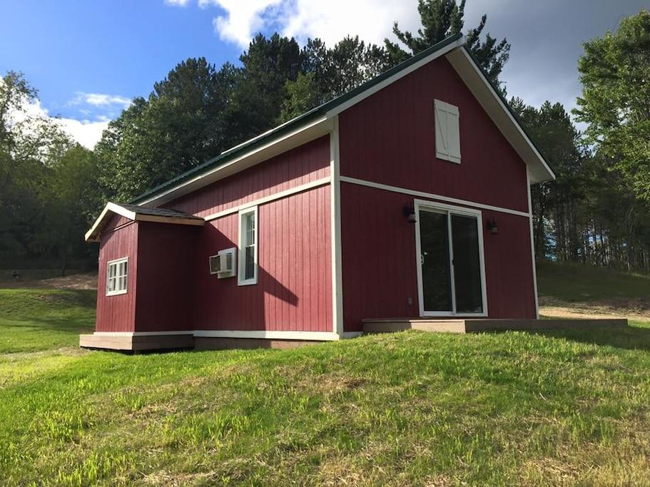 Leroy Airbnb Rentals Pet Policy