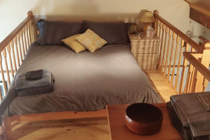 Pet Friendly Creative Afan Valley Home