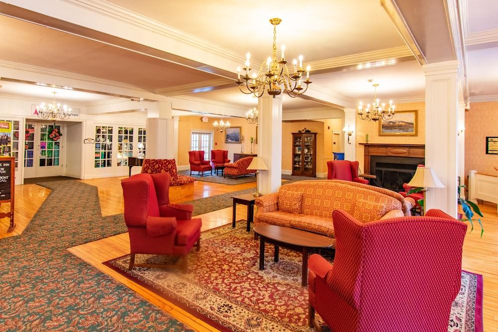 Pet Friendly Village Place at Eastern Slope Inn