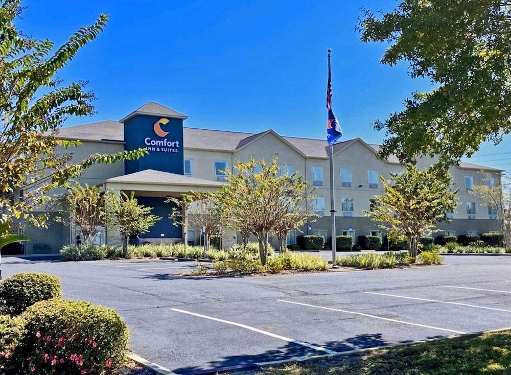 Comfort Inn & Suites Crestview Pet Policy
