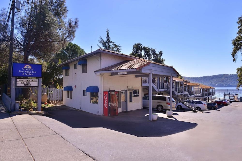 Pet Friendly Americas Best Value Inn & Suites Clearlake Wine Country
