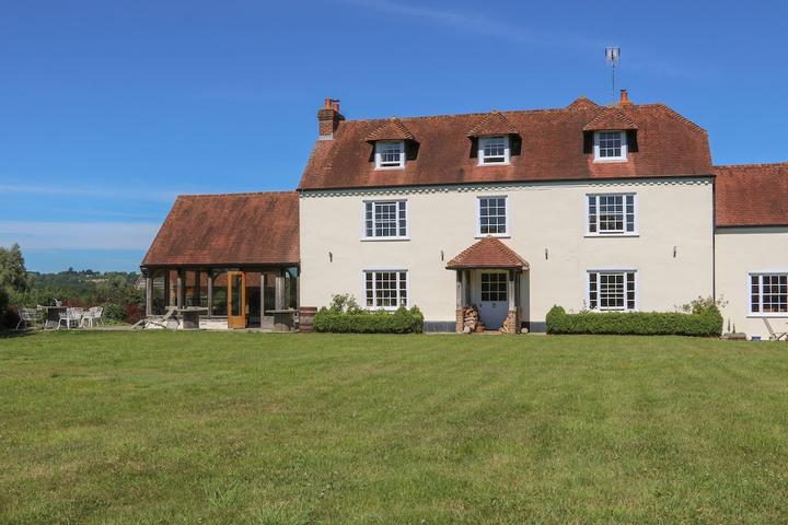 Pet Friendly Groomes Country House