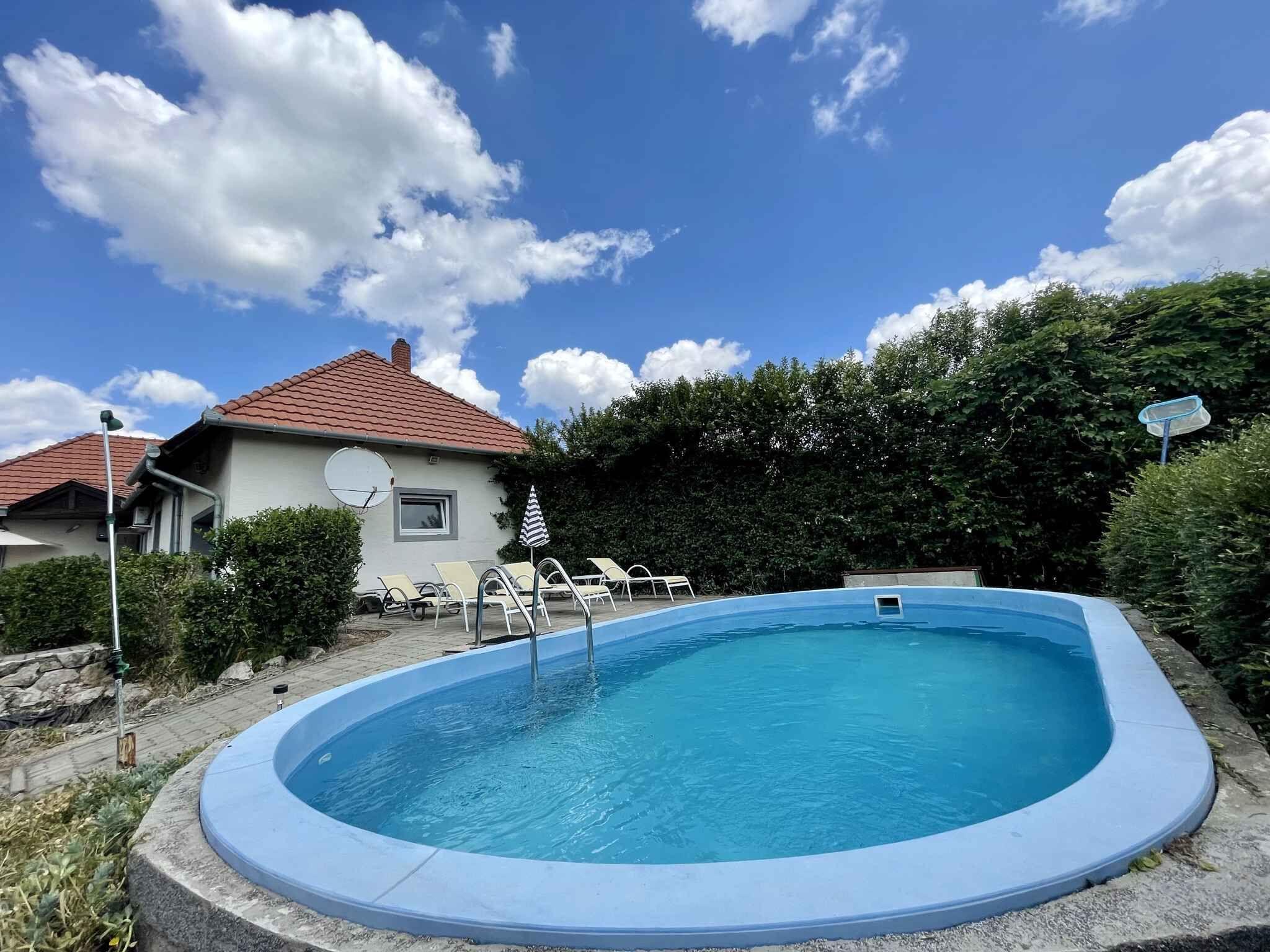 Pet Friendly 2BR Holiday Apartment with Pool