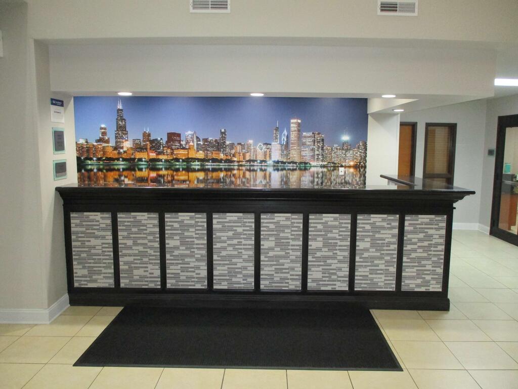 Best Western Plus Champaign Urbana Inn Pet Policy