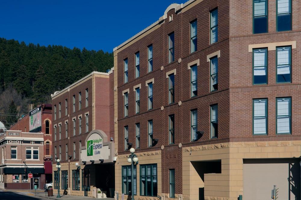 Holiday Inn Express Hotel & Suites DeadwoodGold Dust Casino an IHG