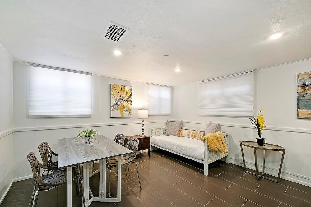 Picture of a vacation rental in Boise that welcomes pets.