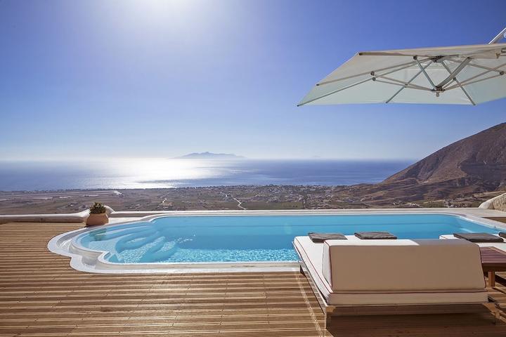 Pet Friendly Kamini Santorini Luxury Villas