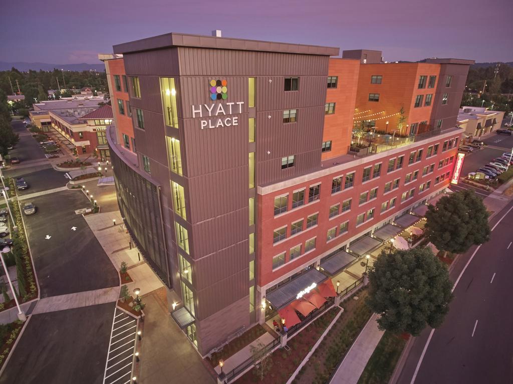 hyatt-place-eugene-oakway-center-pet-policy