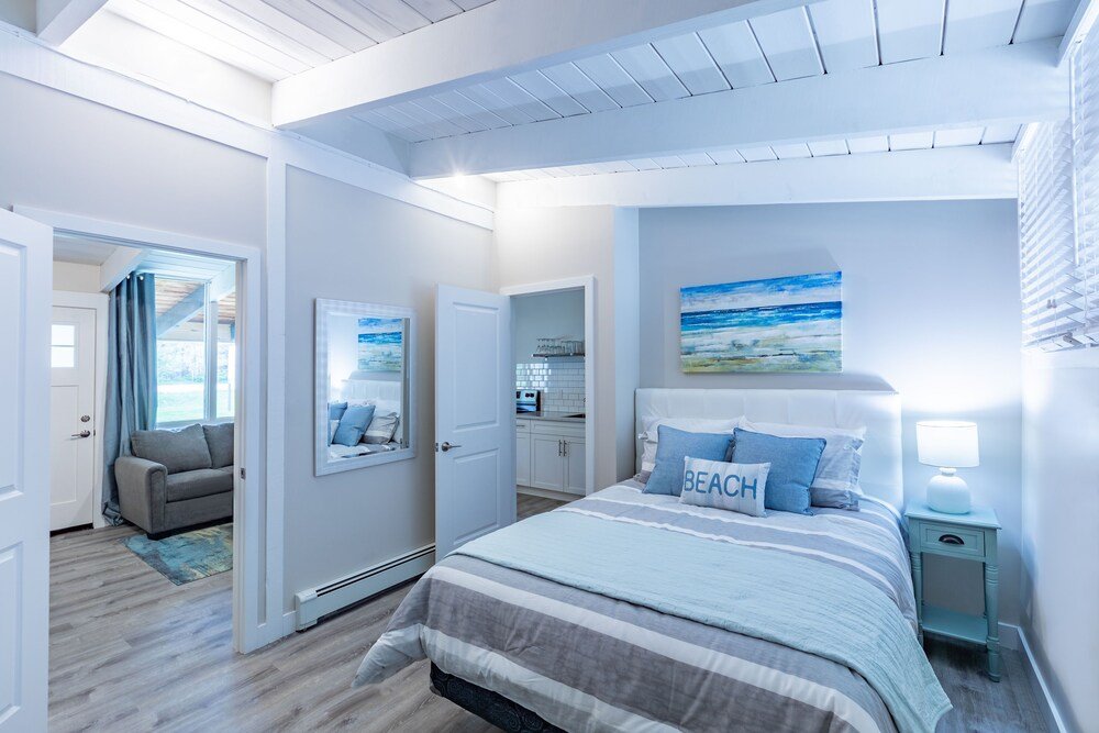 Photo of Boutique Suite #7 the Lake
