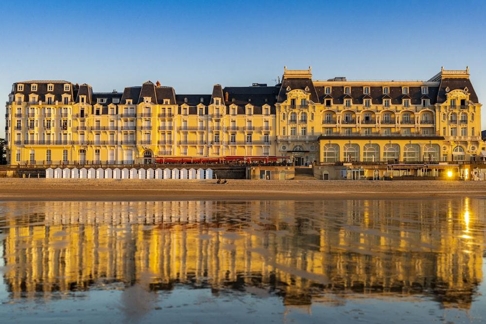 Pet Friendly Le Grand Hôtel Cabourg - MGallery