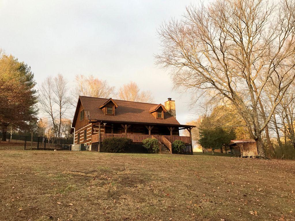 Pet Friendly Vacation Rentals In Clinton Tn Bringfido