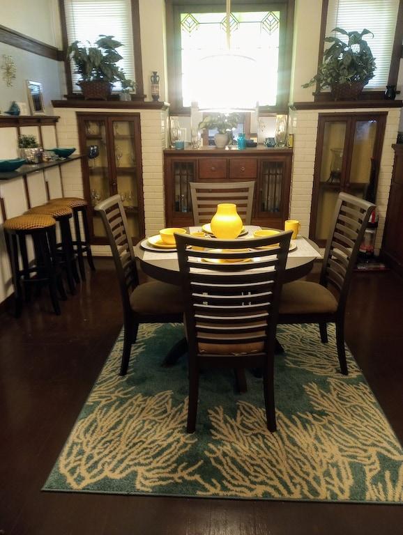 Historic Beautiful Spacious Bungalow Pet Policy