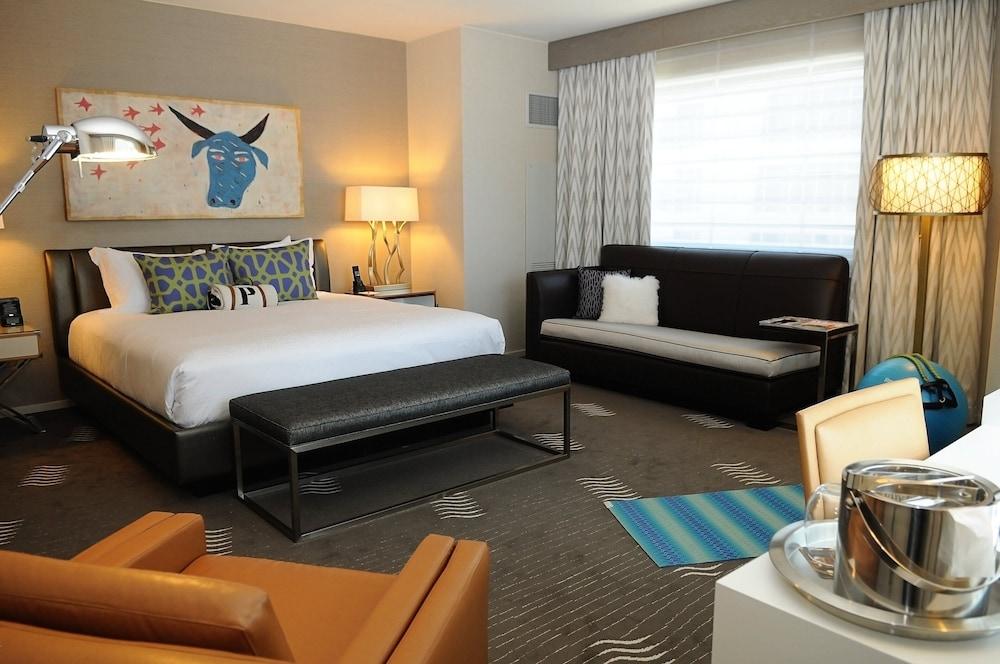 Pet Friendly Kimpton Hotel Palomar Phoenix by IHG