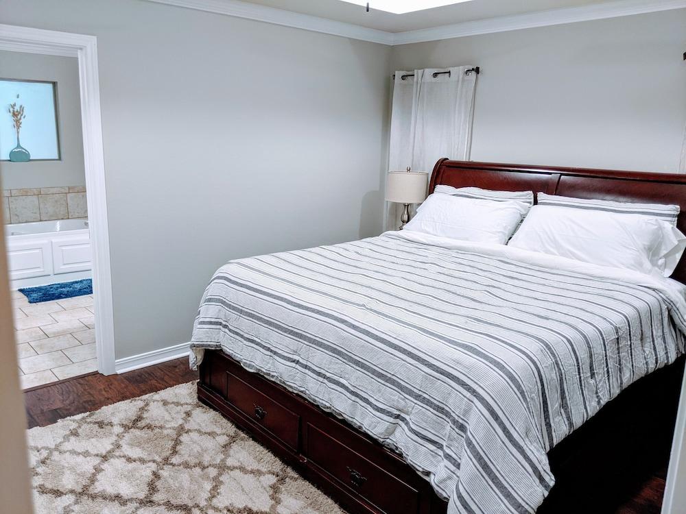 Shreveport Moor Rd Pet Policy