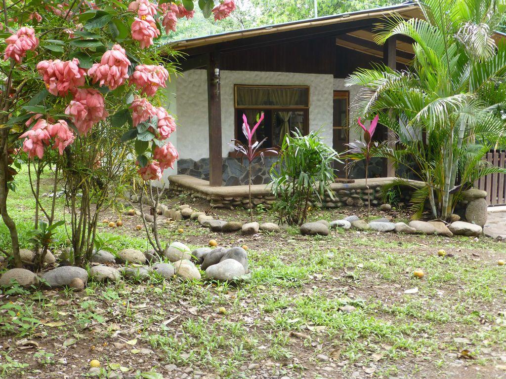 Rancho El Rio Pet Policy