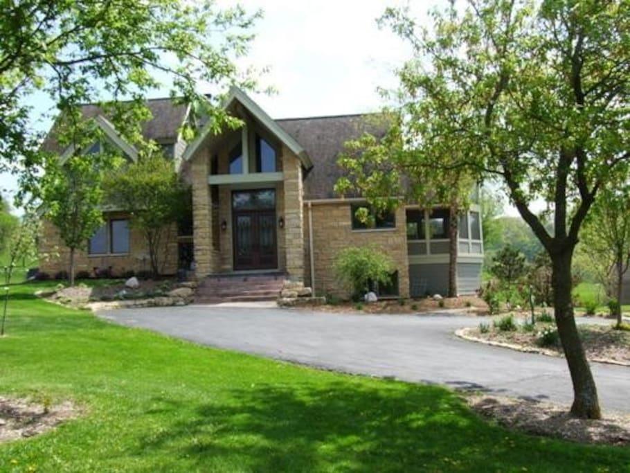 pet friendly hotels in platteville wi