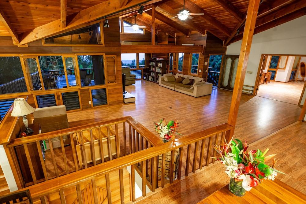 Kona Plantation House Pet Policy