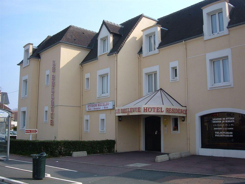 Le Bellevue Pet Policy