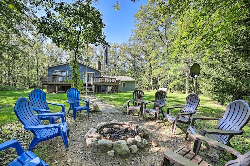 Pet Friendly Pure Michigan River House with Outdoor Fire Pit